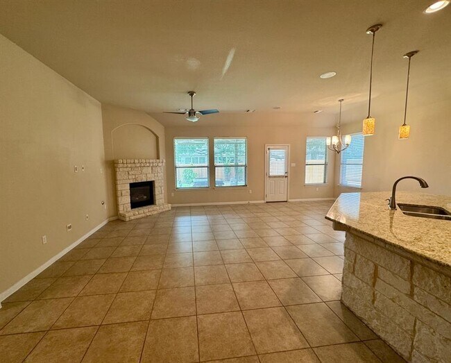 Building Photo - 137 Navigator Dr
