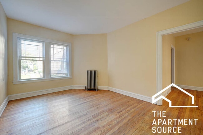 Building Photo - 1333 W Touhy Ave