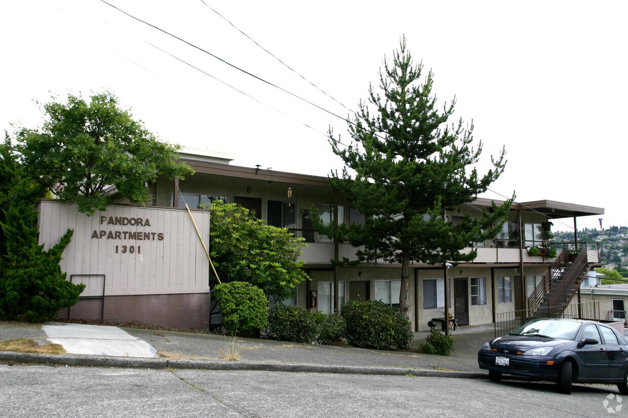 Foto del edificio - Pandora Apartments