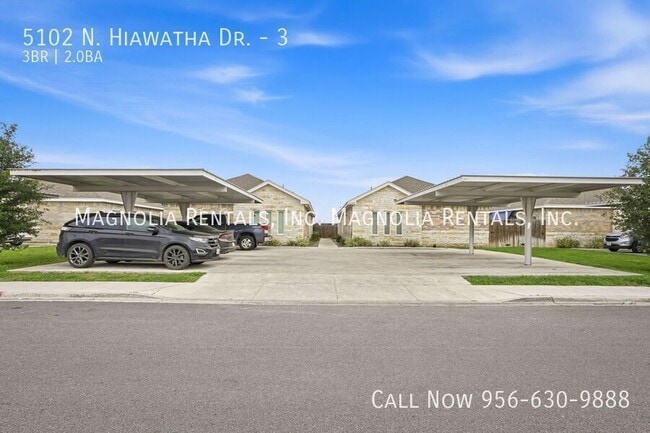 Building Photo - 5102 N Hiawatha Dr