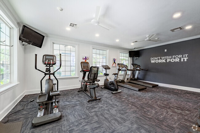 Fitness Center - Lakeside Apartments