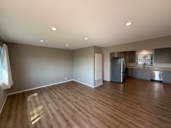 Building Photo - Fully Renovated Home with Stunning Farm Vi...