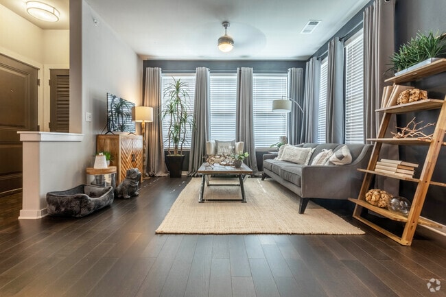 Living Room - Elite 99 West