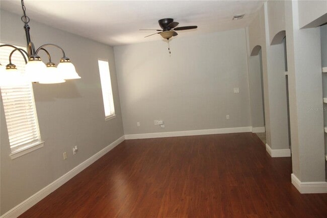 Building Photo - 107 Vista Verdi Cir