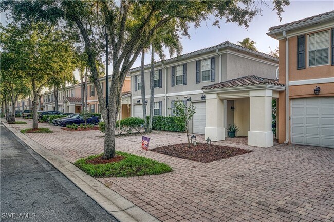 Foto del edificio - 5633 Cove Cir