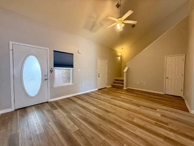 Foto del edificio - 1000 Airport Rd