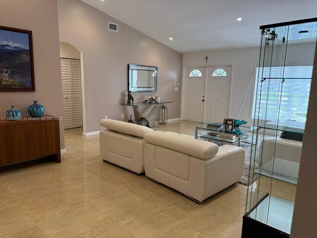 Foto del edificio - 18864 NW 89th Ct