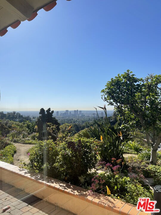 Foto del edificio - 10723 Stradella Ct