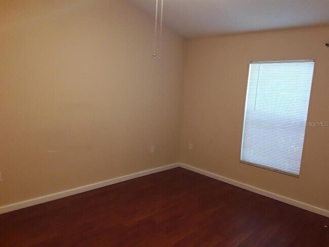 Foto del edificio - 4305 Iveyglen Ave