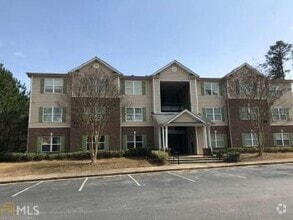 Building Photo - 12102 Fairington Ridge Cir