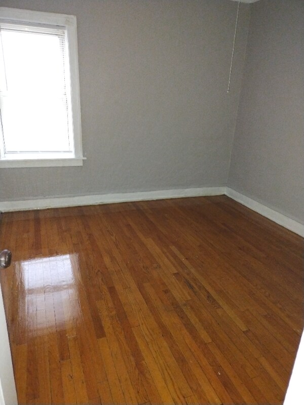Building Photo - 1650 W 82nd St