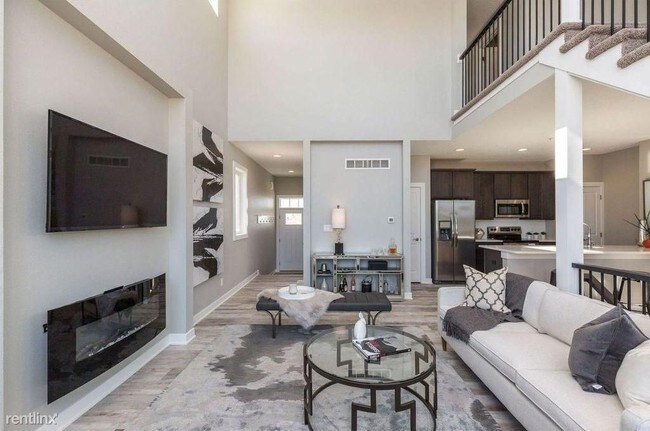 Building Photo - 3 br, 2.5 bath Townhome - NorthPointe Town...