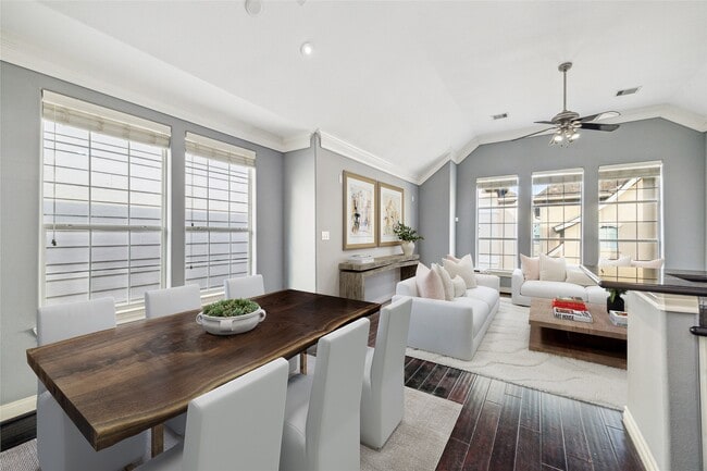 Foto del edificio - 3432 Cline St