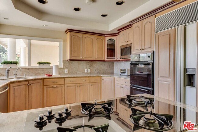 Foto del edificio - 3401 Alginet Dr