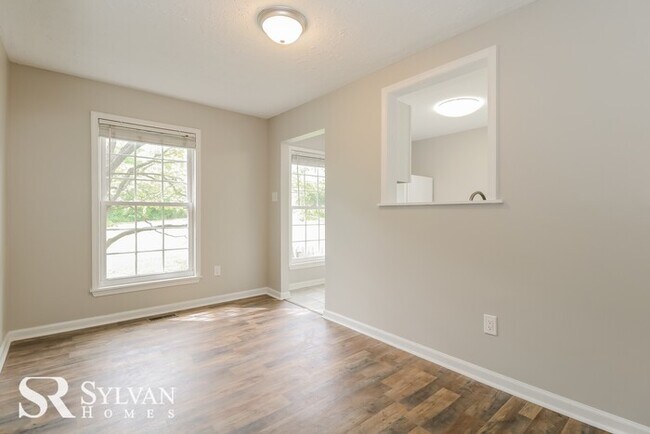 Foto del edificio - Lovely 3BR 2BA duplex is ready for new occ...