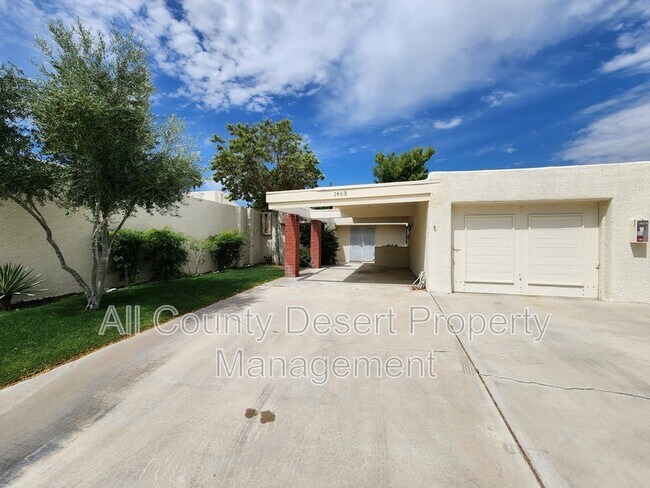 Foto del edificio - 1663 N Fairway Cir E