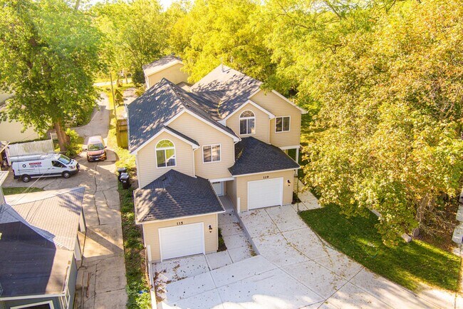 Building Photo - 119 N Dole Ave