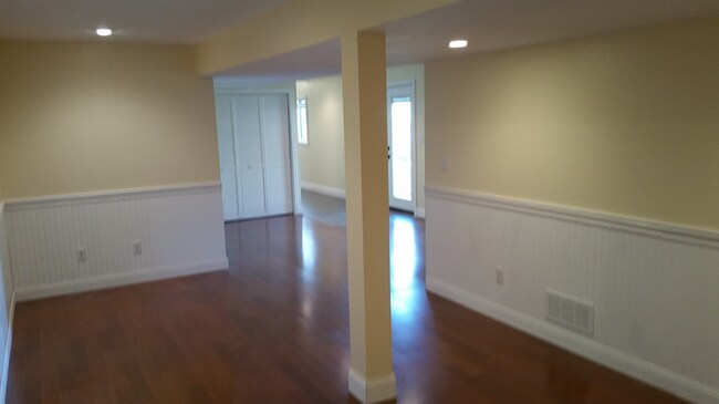 Foto del edificio - 9830 71st St S