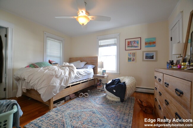 Building Photo - 59 Goodenough St