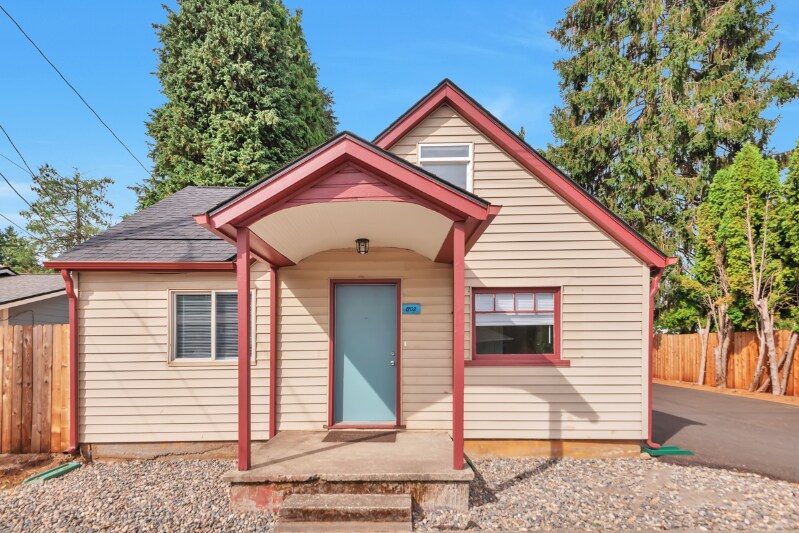Primary Photo - 1702 Bryant St