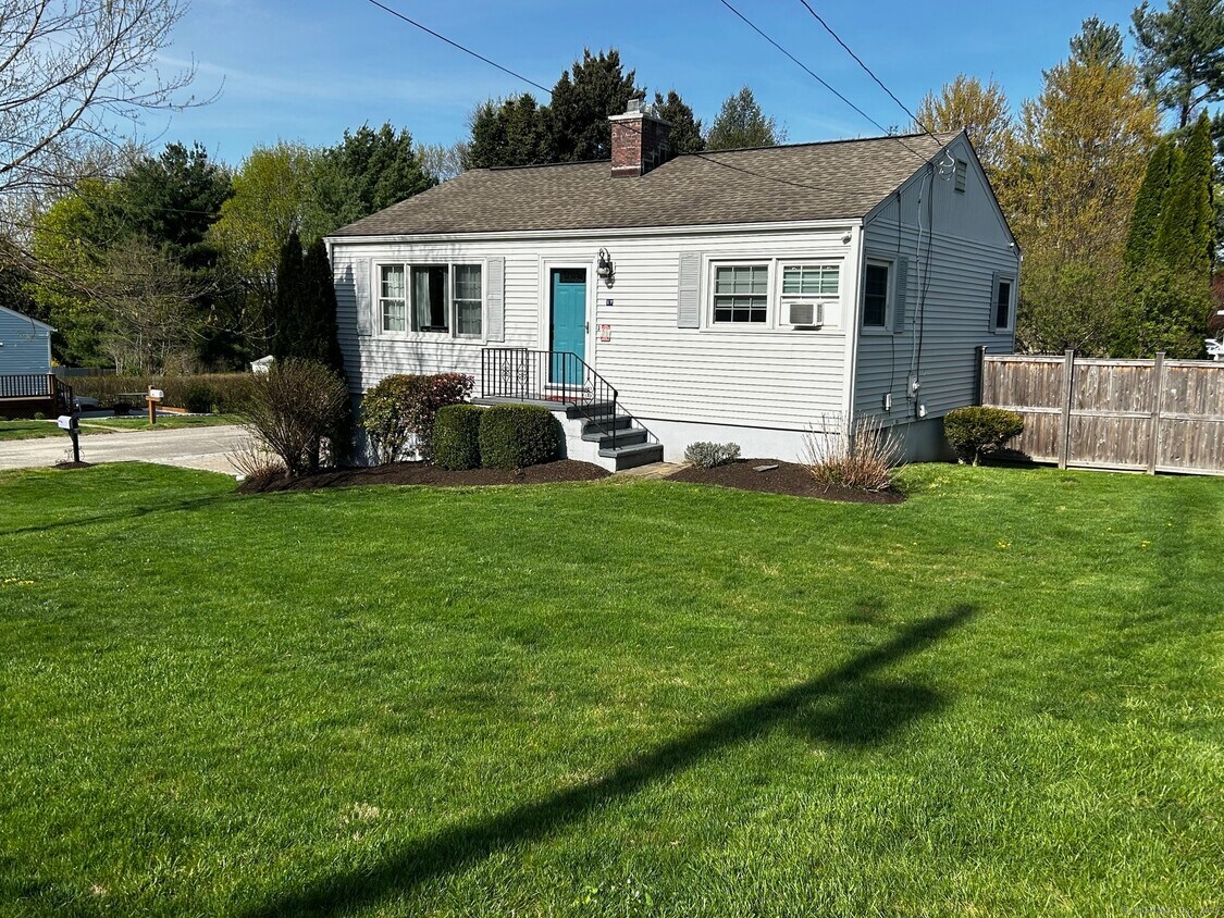 Primary Photo - 17 Highview Terrace