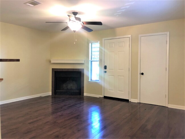 Foto del edificio - 518 E 7th St