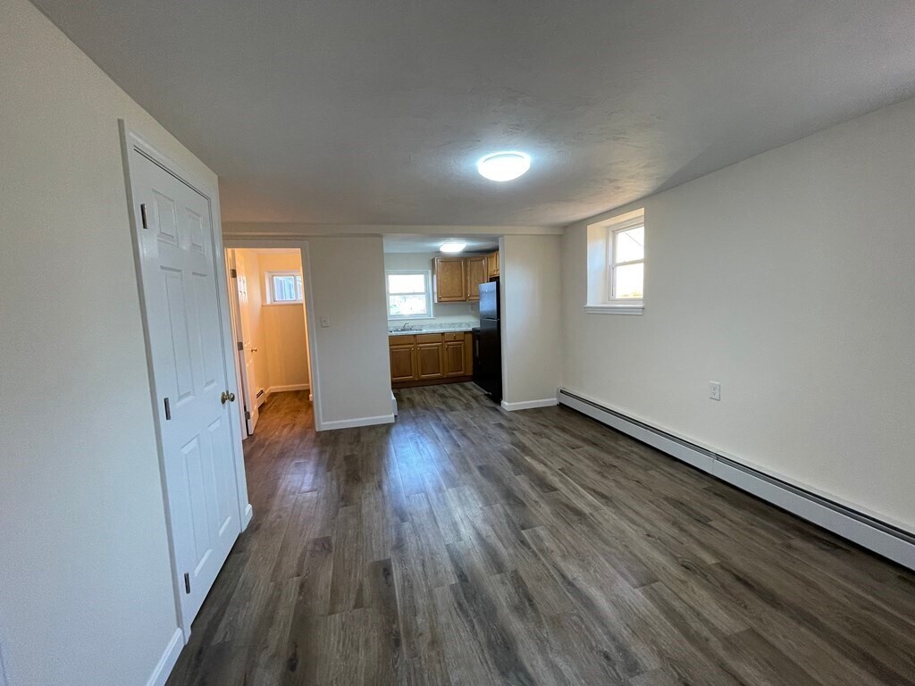 360 Franklin St Unit 1, Framingham, MA 01702 Room for Rent in