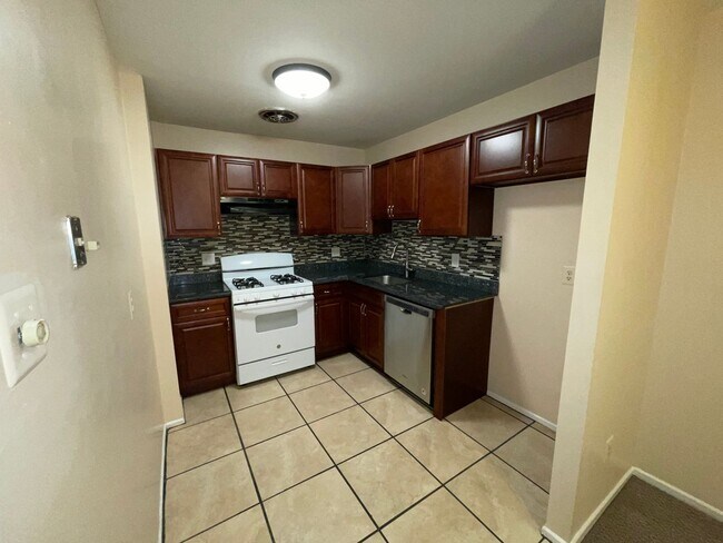 Foto del edificio - 2830 Saxton Rd