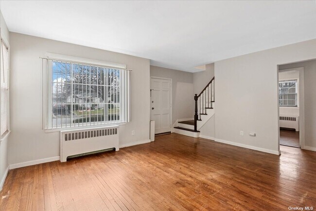 Building Photo - 49 Jedwood Pl