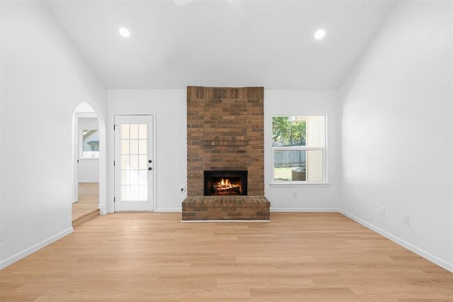 Foto del edificio - 16307 Essex Cove