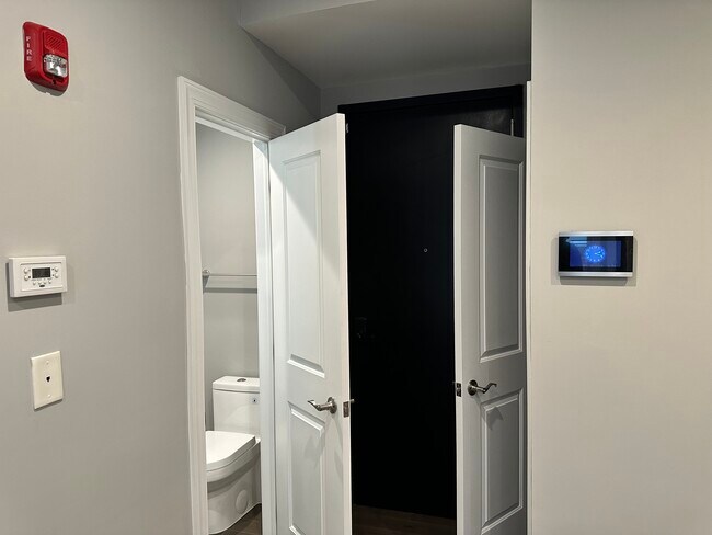 Foto del edificio - 625 Park Rd NW