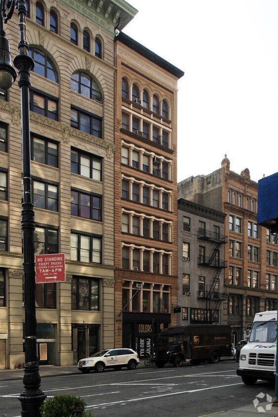 Building Photo - 417 Lafayette St