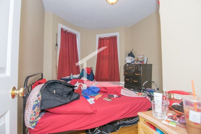 Foto del edificio - 4 Bedroom