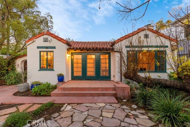 Foto principal - 4246 Greenbush Ave