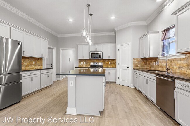 Building Photo - 4 br, 3 bath House - 247 Hidden Cypress Drive