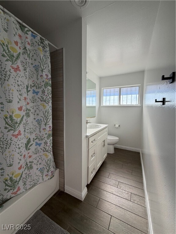 Foto del edificio - 4101 Esmeralda Ave