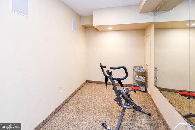 Foto del edificio - 9466 Sea Breeze Ct