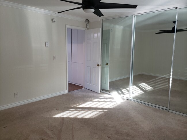 Building Photo - 2030 S Cabrillo Ave