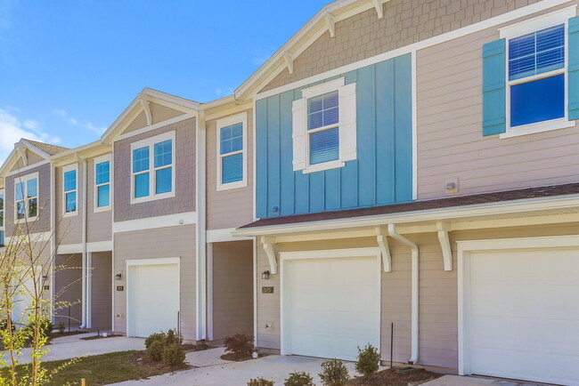 Building Photo - 525 Cherry Ridge Dr