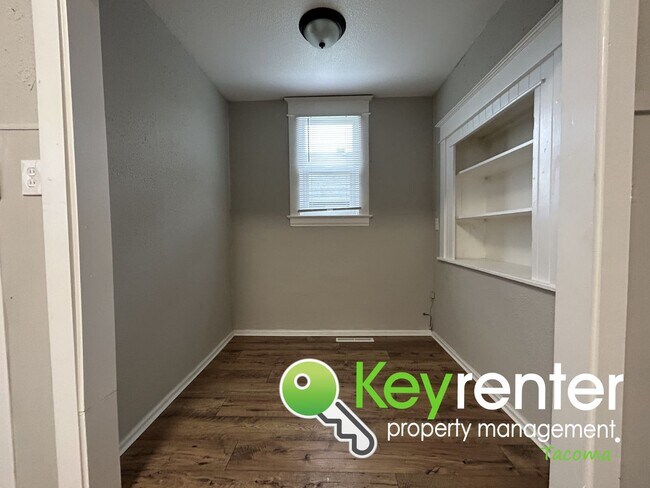 Foto del edificio - Renovated Comfort 3Bed/2Bath Tacoma Home