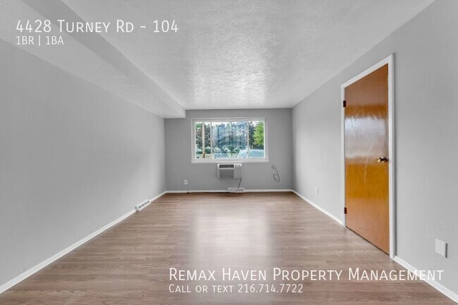 Foto del edificio - 4428 Turney #104, Garfield Hts - 1 bed 1 b...