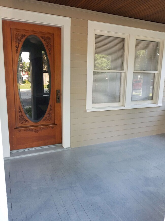 404 Anderson Blvd, Geneva, IL 60134 House Rental in Geneva, IL