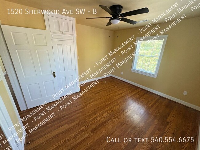 Building Photo - 1520 Sherwood Ave SW
