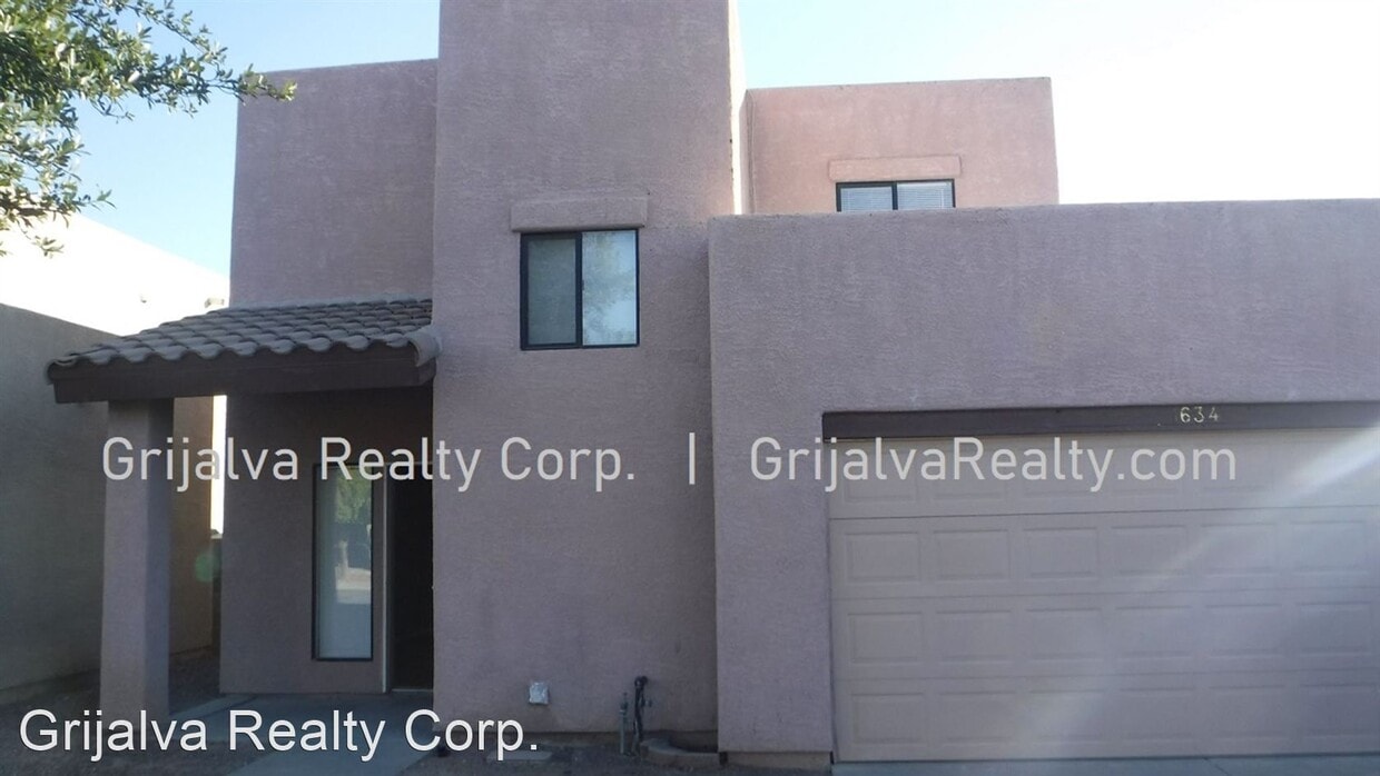 Primary Photo - 3 br, 2 bath House - 1634 E. Calle Grandiosa