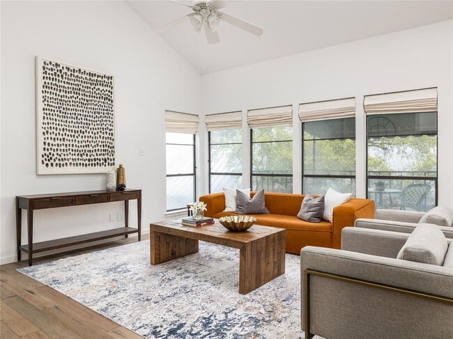 Foto del edificio - 1821 Westlake Dr