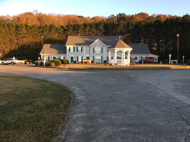 Building Photo - 3037 Lee Hwy
