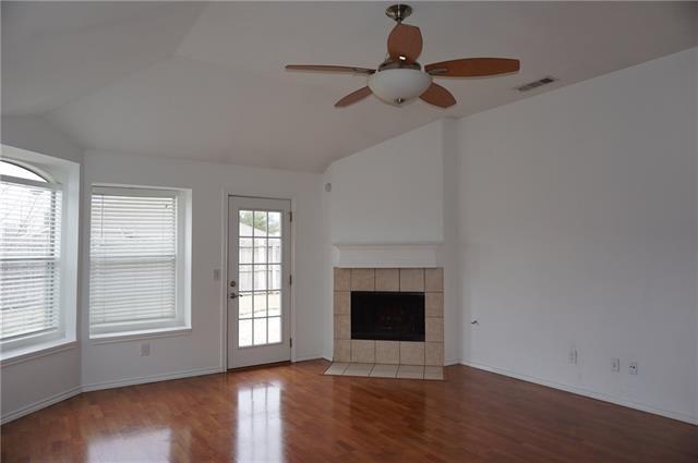 Foto del edificio - 2110 Wisteria Way