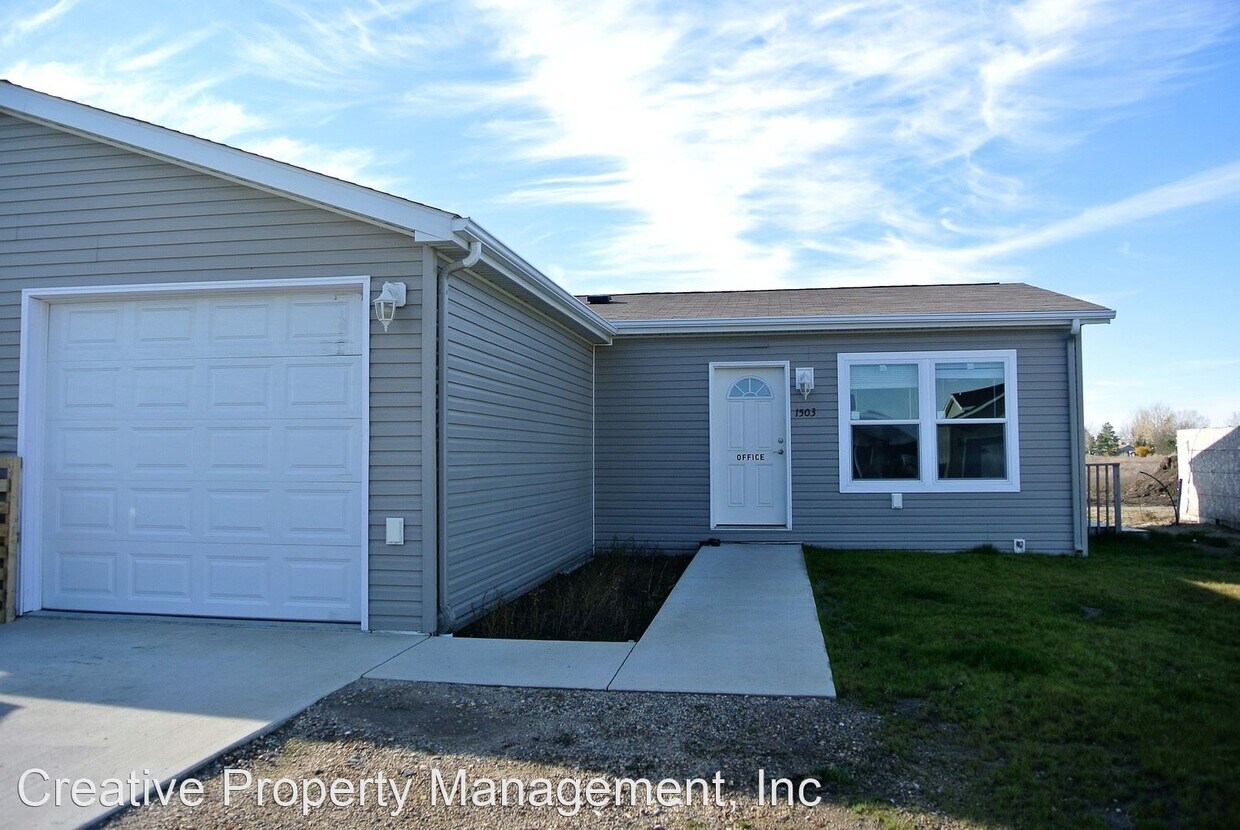 1503 47th Loop, Minot, ND 58701 House Rental in Minot, ND