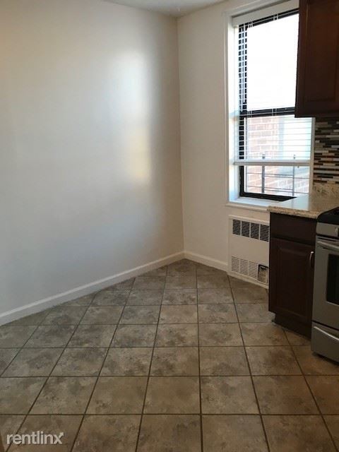 Foto del edificio - 9323 Shore Rd