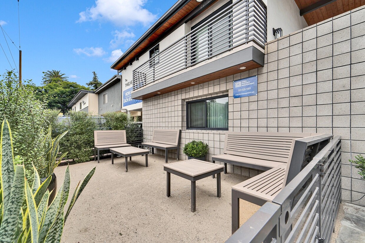 Building Photo - 1240 W 29th St